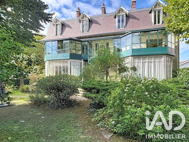 Appartement 4 pièces 146 m²