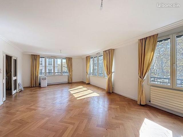 Appartement 4 pièces 146 m²