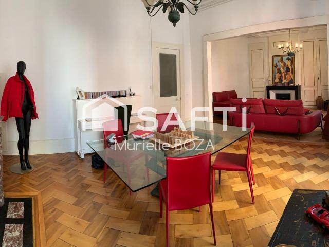 Appartement 5 pièces 148 m²