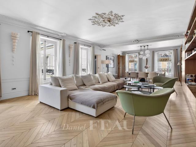 Appartement 4 pièces 148 m²