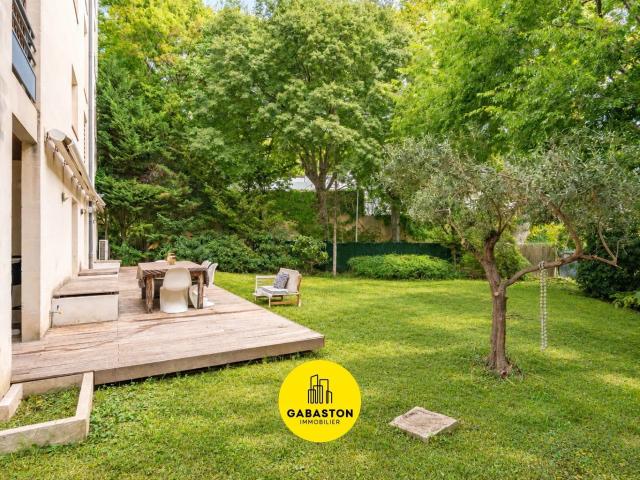 Appartement 4 pièces 150 m²