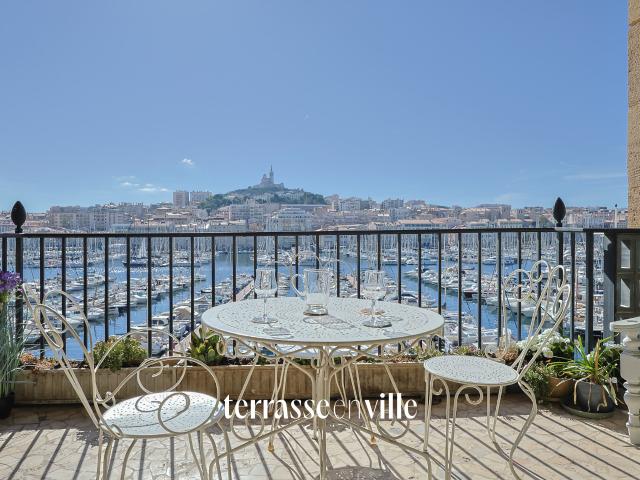 Appartement 4 pièces 150 m²