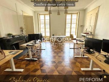Place des Tilleuls Grenoble, La Tronche, Celliers