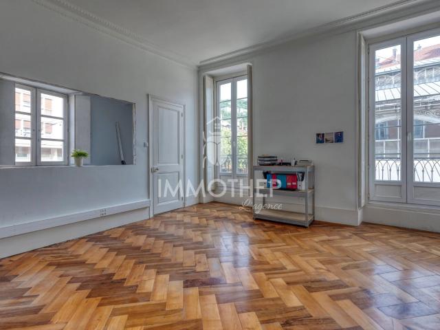 Appartement 4 pièces 152 m²