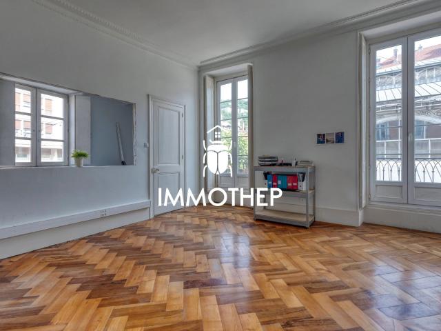 Appartement 4 pièces 152 m²