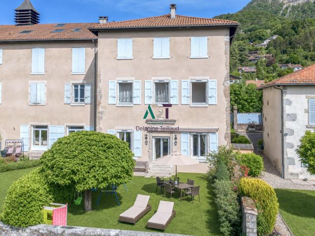 Appartement 4 pièces 152 m²