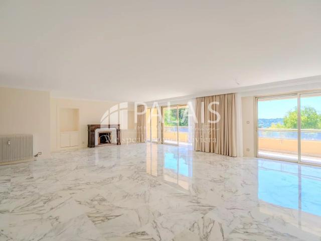 Appartement 4 pièces 153 m²