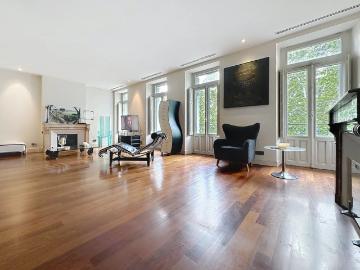 Appartement 4 pièces 153 m²