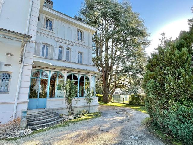 Appartement 4 pièces 153 m²