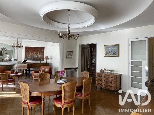 Appartement 4 pièces 154 m²