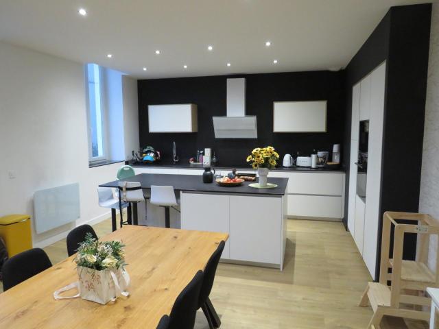 Appartement 4 pièces 155 m²