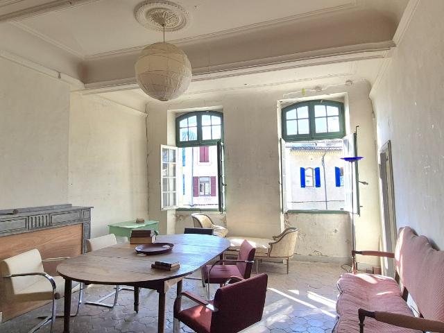 Appartement 4 pièces 156 m²