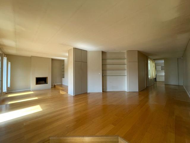 Appartement 4 pièces 156 m²