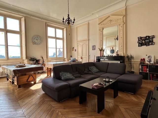 Appartement 4 pièces 166 m²