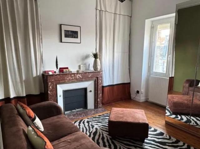 Appartement 4 pièces, 169 m² à louer à Bordeaux 33000