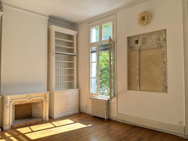 Appartement 4 pièces 171 m²
