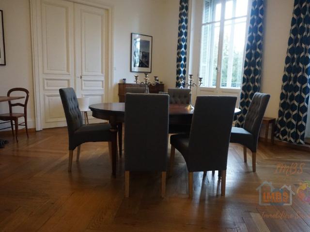 Appartement 4 pièces 171 m²