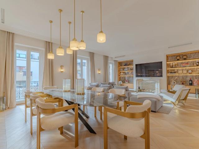 Appartement 4 pièces 175 m²