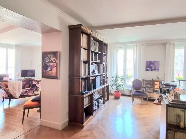 Appartement 4 pièces 178 m²