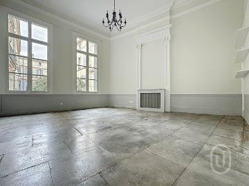 Appartement 4 pièces 202 m²