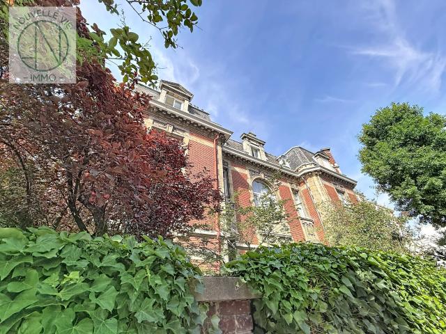 Appartement 4 pièces 207 m²