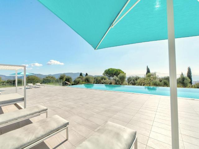 Appartement 4 pièces 211 m²