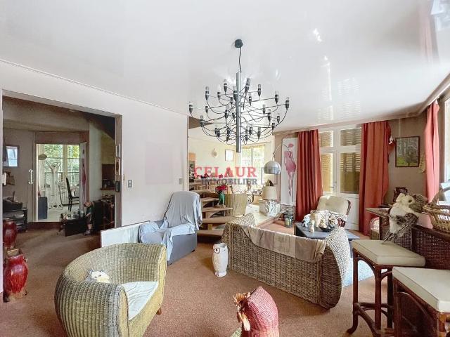 Appartement 4 pièces 216 m²