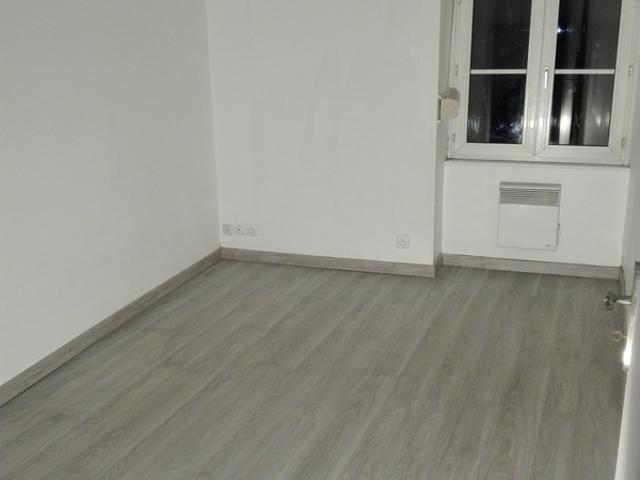 Appartement 3 pièces 66 m² avec place de parking – Gray centre