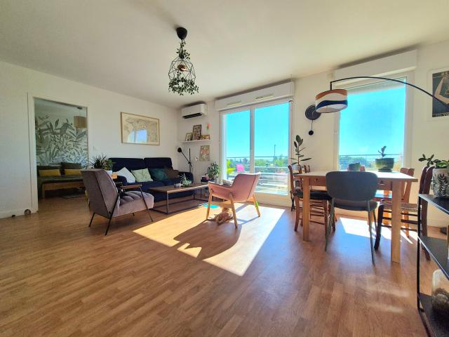 Appartement 4 pièces 3 m²