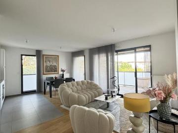 Appartement 4 pièces Tassin la Demi Lune 440000