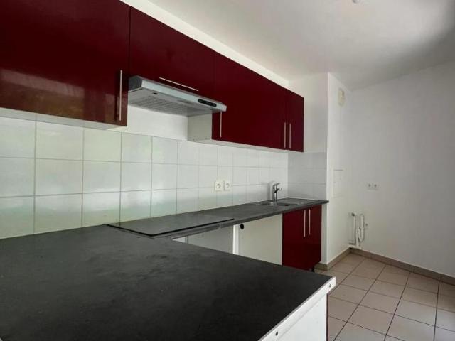 APPARTEMENT 4 PIECES TERRASSE JARDIN DPE B 77 m2