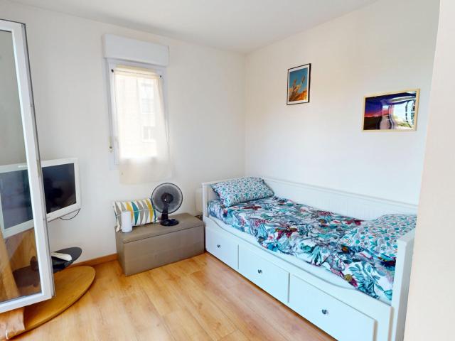 Appartement 4 pièces Villeneuve la Garenne 101.10m² 1900€ à louer