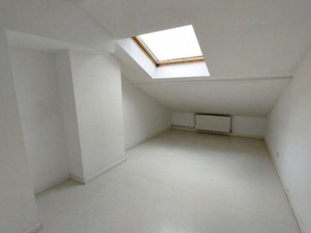 Appartement 4 pièces à Neufchef