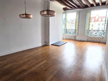 Appartement 4 pièces à louer au centre ville de Saint Germain en Laye