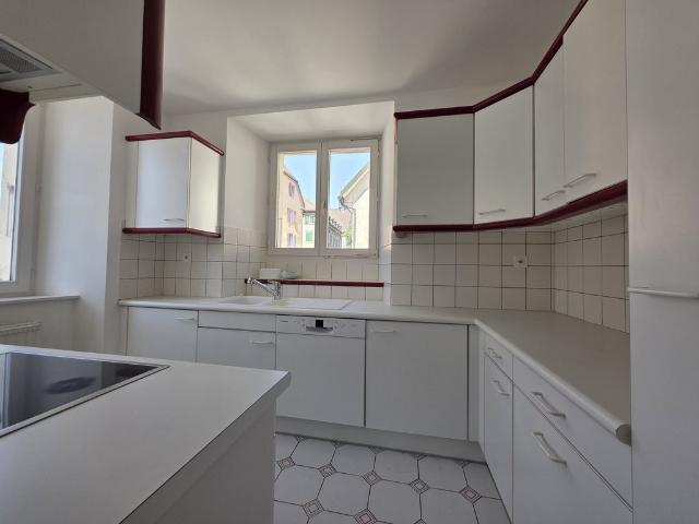 Appartement 4 pièces à louer à La Chaux de Fonds Flatfox