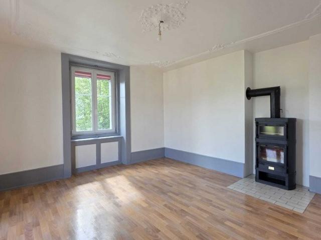 Appartement 4 pièces à louer à Le Locle Flatfox