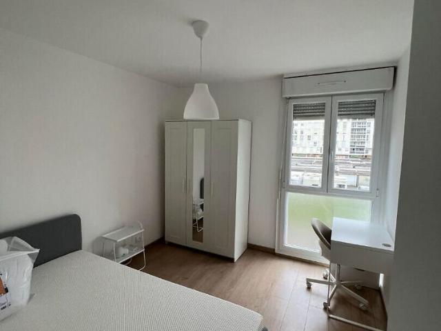 Appartement 4 pièces à louer à Mérignac Capeyron, proche commodités