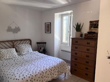 Appartement 4 pièces, à louer à Saint Paul Trois Châteaux 26130