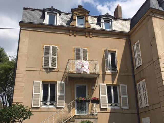 Appartement 4 pièces à louer à QUEULEU