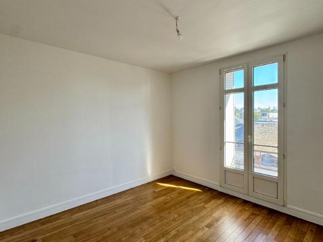 Appartement 4 pièces à louer à Versailles Secteur Mairie, Versailles