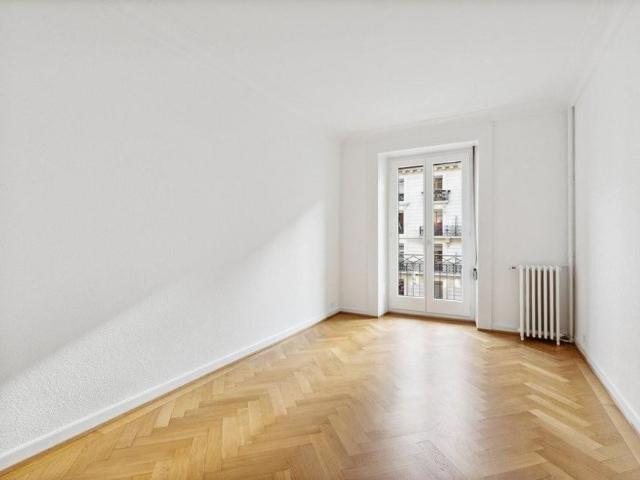 Appartement 4 pièces au 3eme étage Quartier de la Gare
