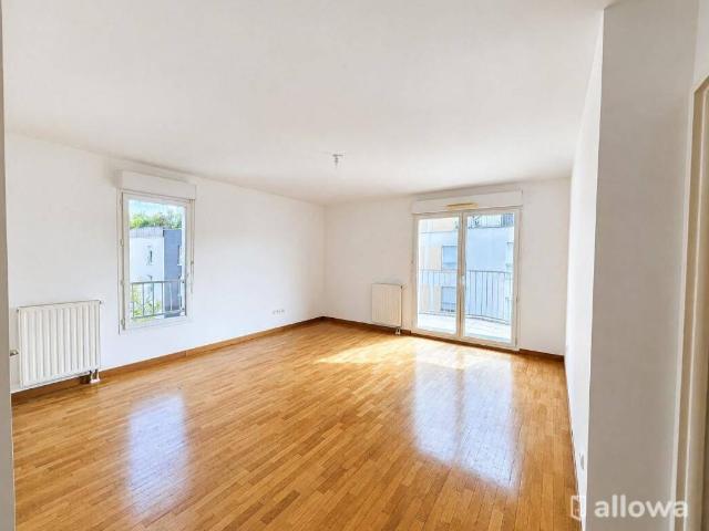 Appartement 4 pièces avec balcon – Vélizy Villacoublay