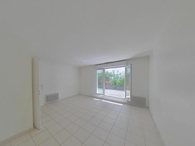 Appartement 4 pièces avec terrasse privative