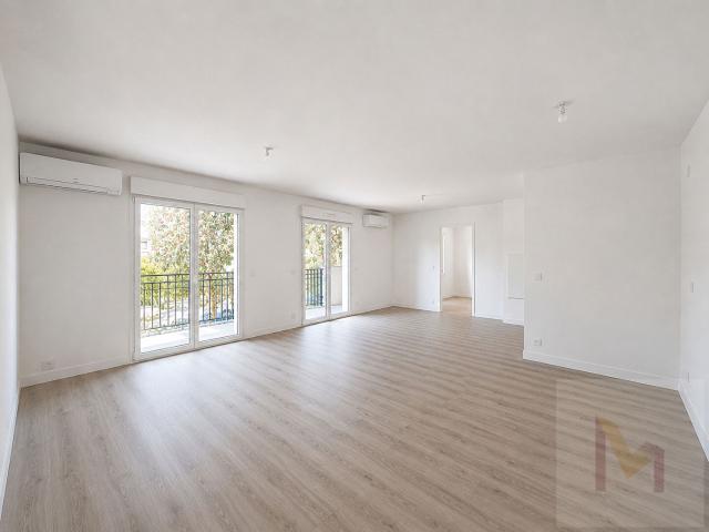 Appartement 4 pièces + balcon 7 m2 + Jardin privative 70 m2