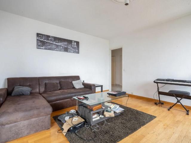 Appartement 4 pièces de 82 m2 en vente à Pierrefitte sur Seine Idéal pour les familles