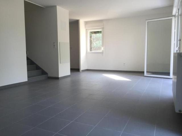 Appartement 4 pièces de 85 m² à Artigues pres bordeaux