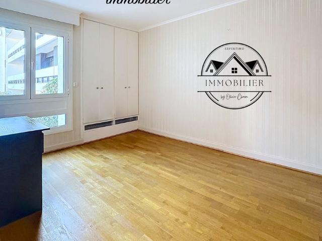 Appartement 4 pièces de 91m2 parking et terrasses