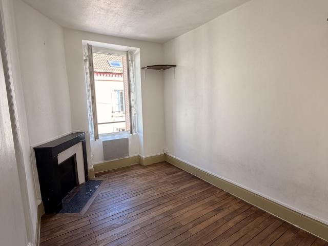Appartement 4 pièces de caractère en centre ville