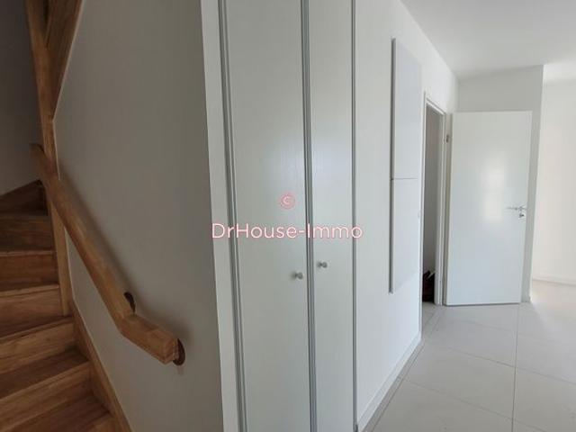 APPARTEMENT 4 PIECES DUPLEX DE 115M2 AVEC BALCON DE 11 M2 ET PARKING EN SOUS SOL