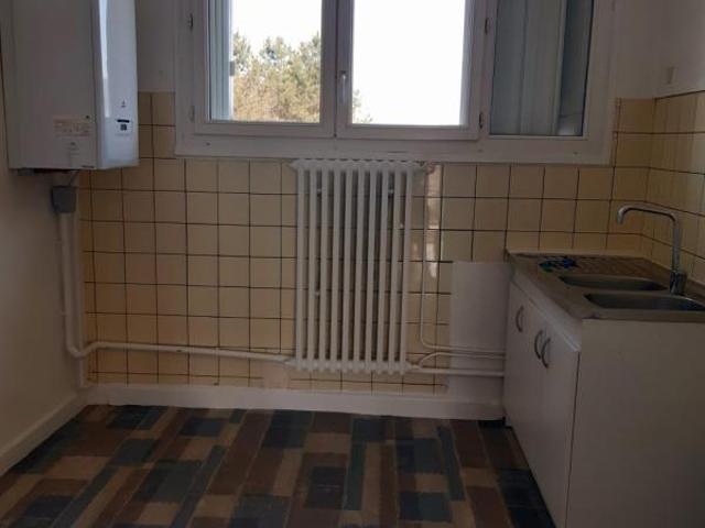APPARTEMENT 4 PIECES HERICOURT